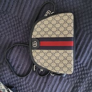 NWOT GUCCI OPHIDIA BAG 😍